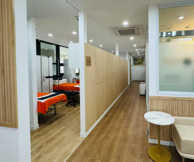 韓國shine beam皮膚科弘大店怎麼預約？透過 BeautsGO一鍵鎖定中文室長，0仲介費直達院方更省錢！