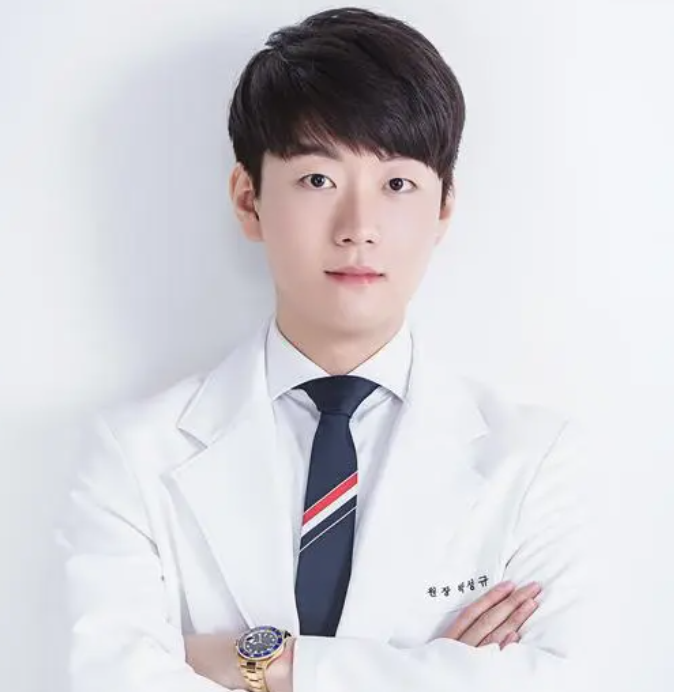 What’s it like at JRYN Dermatology’s Seomyeon branch in Busan? In-person review from 2026 | 2,600㎡ over four floors with 60 treatment devices; Director Lee Jeong-hyun offers personalized services without any sales pressure