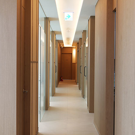 Real photos of the consultation area at MARQ Plastic Surgery