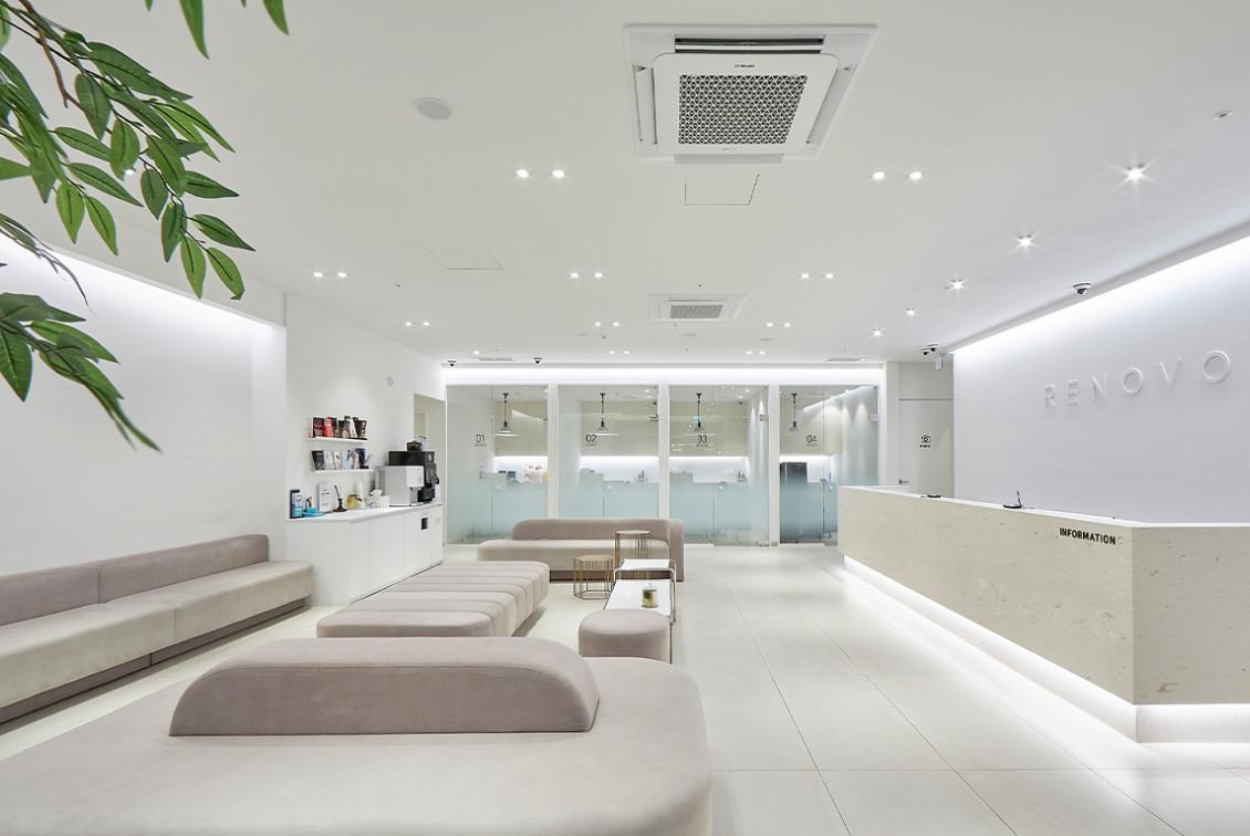 Original Equipment and Treatment Rooms at Renovo in Busan