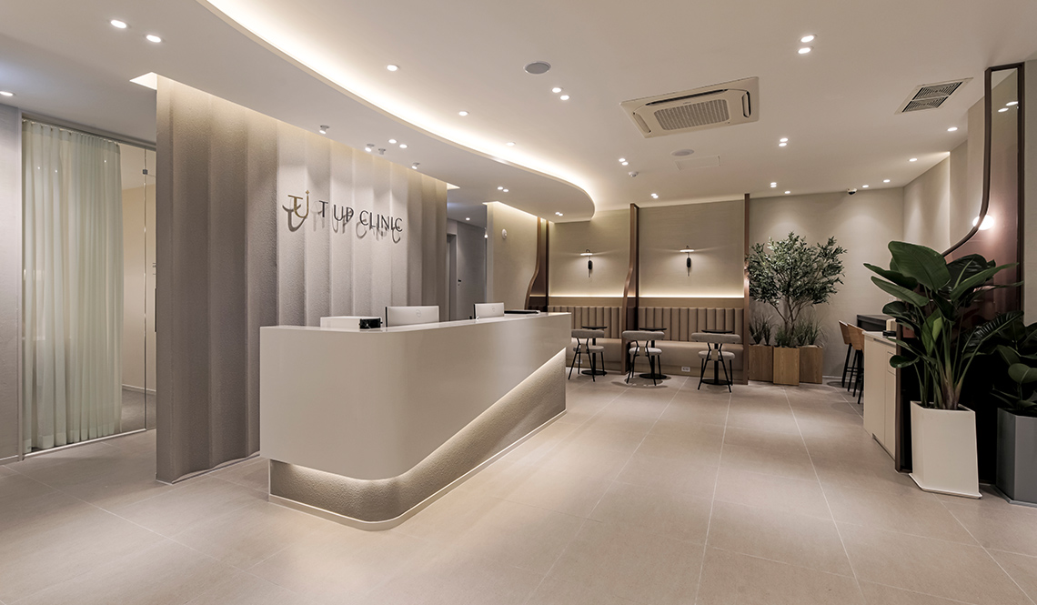 首爾江南T-Up皮膚科是流水線嗎？金熙京院長20年親診不推銷，M-GF技術真的值得嗎？缩略图