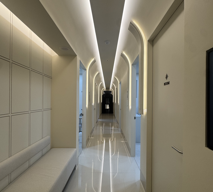 elvia booking featured