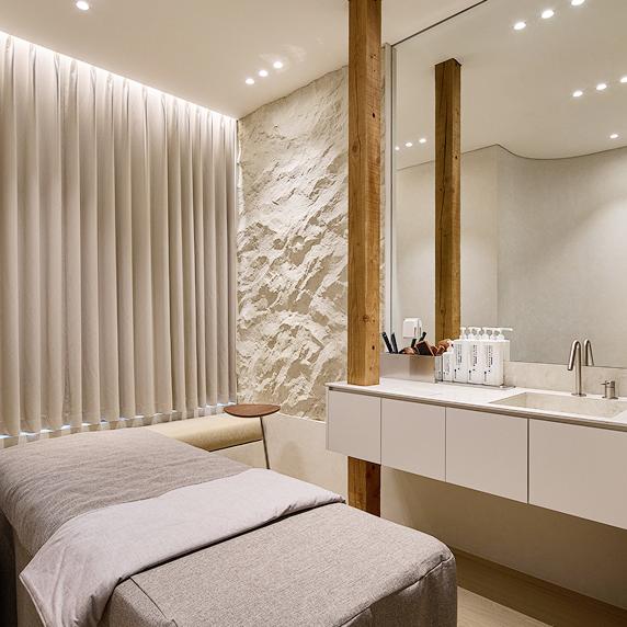 Schematic overview of Peche Dermatology’s skin care programs