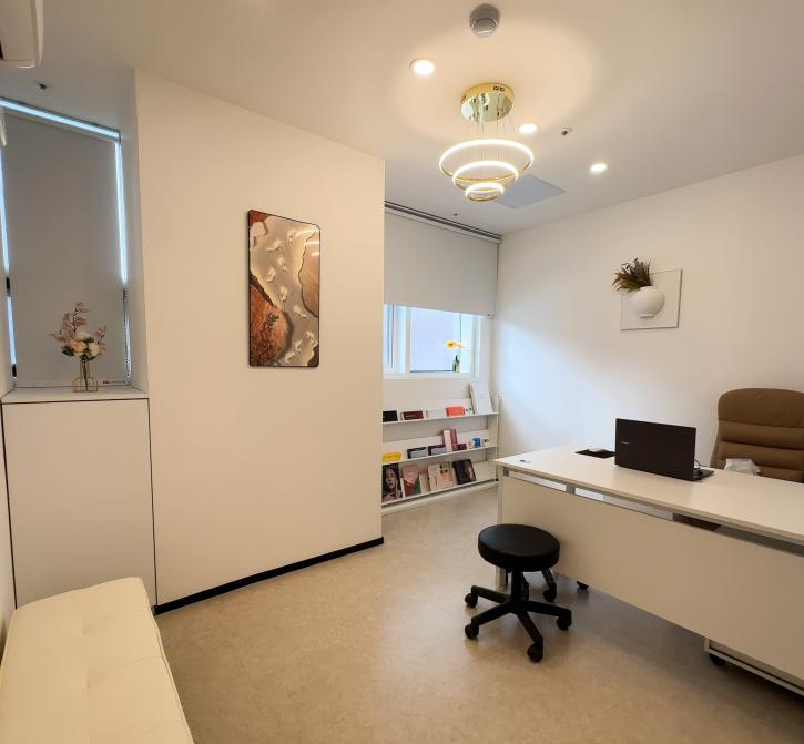 濟州島 WITH 皮膚科怎麼樣？15 年院長親診，赴韓美膚的客製化私藏名店插图1