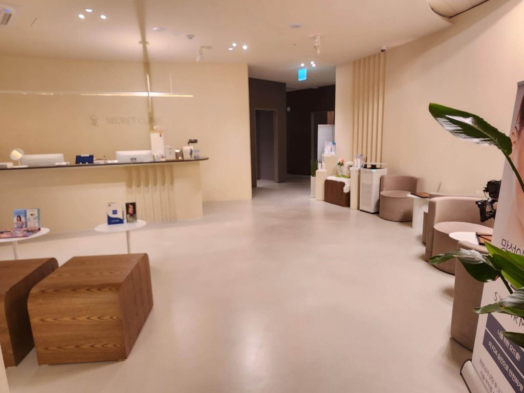 How are the reviews for Secret Dermatology Clinic in Korea? 