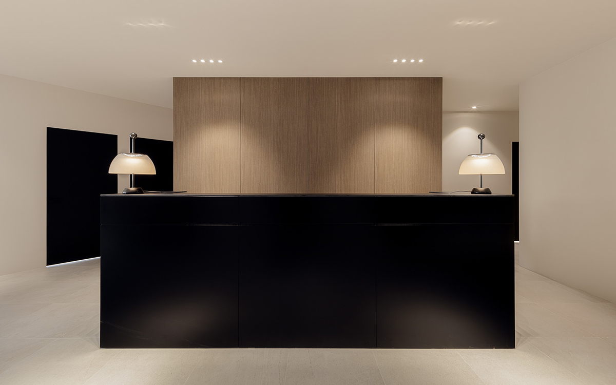 面診了首爾江南3家抗衰醫院,我最終選擇了清潭 Antian,因為王素金院長實在太專業了!插图 清潭 Antian 抗衰醫院大廳