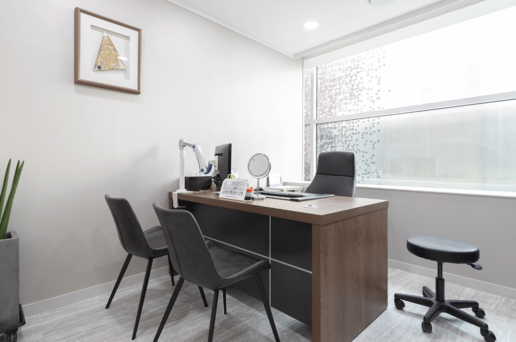 韓國 ARTLINE 皮膚科咨詢室