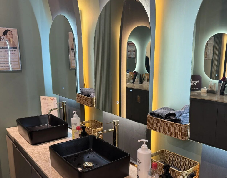 首爾江南區VSLine皮膚科怎麼樣?狎鷗亭裡的定制美學,拒絕流水線的高性價比之選插图3 韓國VSLine皮膚科護理區