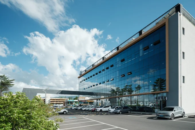 去濟州島不只看海還有皮膚管理!實測6家不踩雷皮膚科,附Gmail與LINE預約教學插图1 濟州島NowMedi 皮膚科