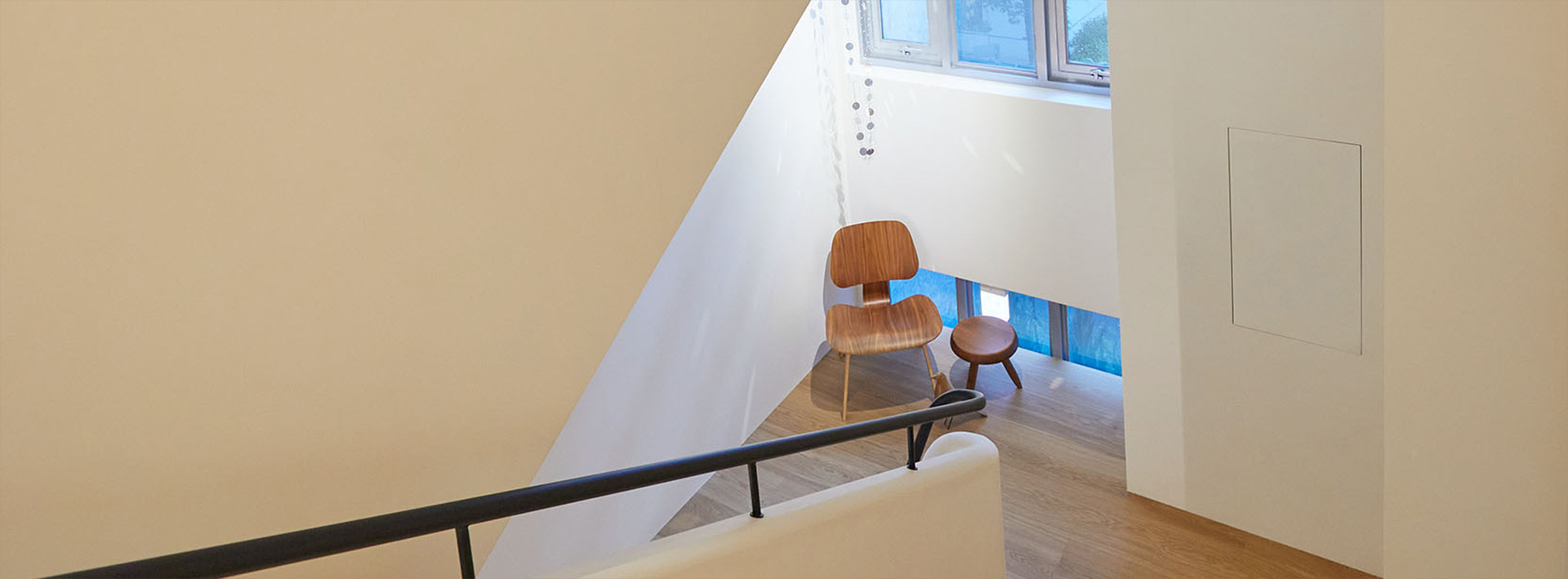 V&MJ皮膚科クリニックのブランドスローガン – 願いが現実になるまで