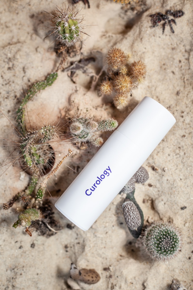 【亞洲眼王】曹仁昌雙眼皮修復案例深度解析:40年傳奇修復技術完整公開插图4 追求美麗蛻變的女性自信笑容